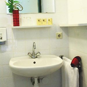 Budget Kamer met Twee Aparte Bedden